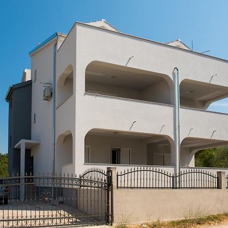 Apartment Vodice - Lovric Экстерьер фото